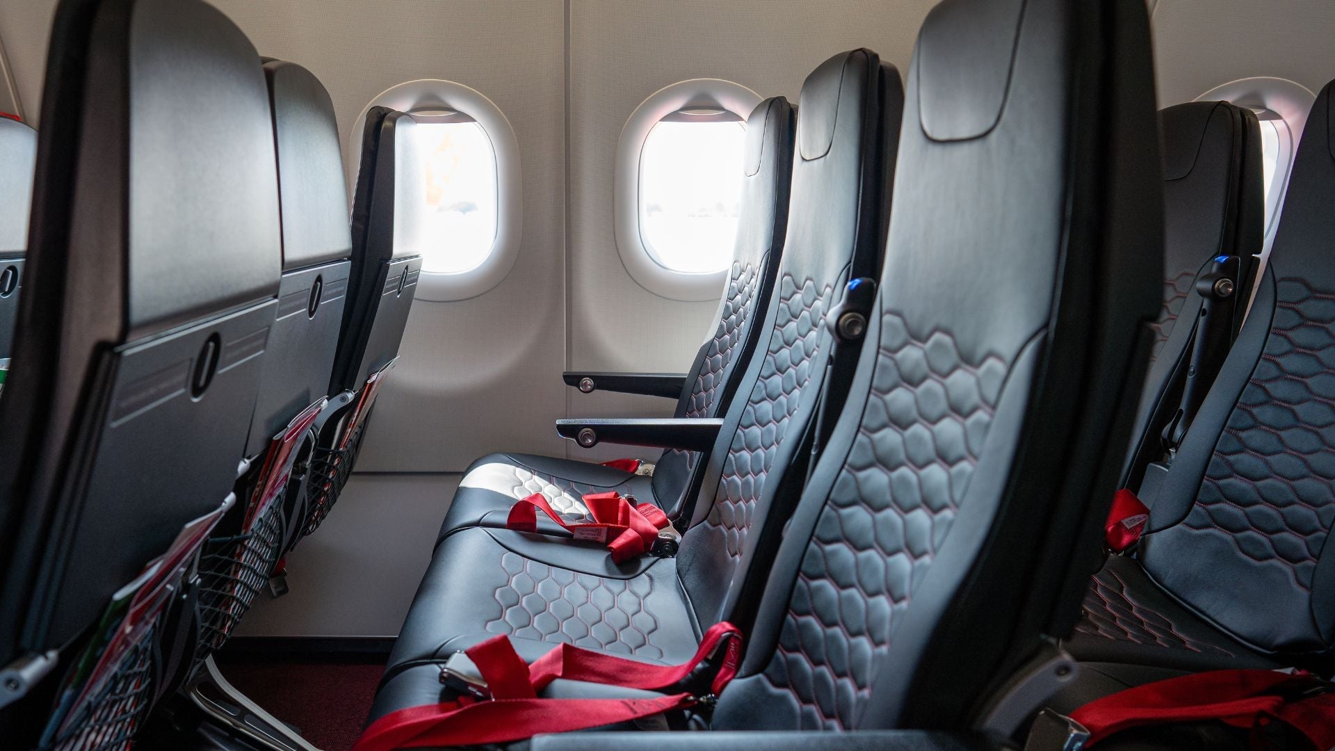 Why Economy Class Is Terrible for Your Joints